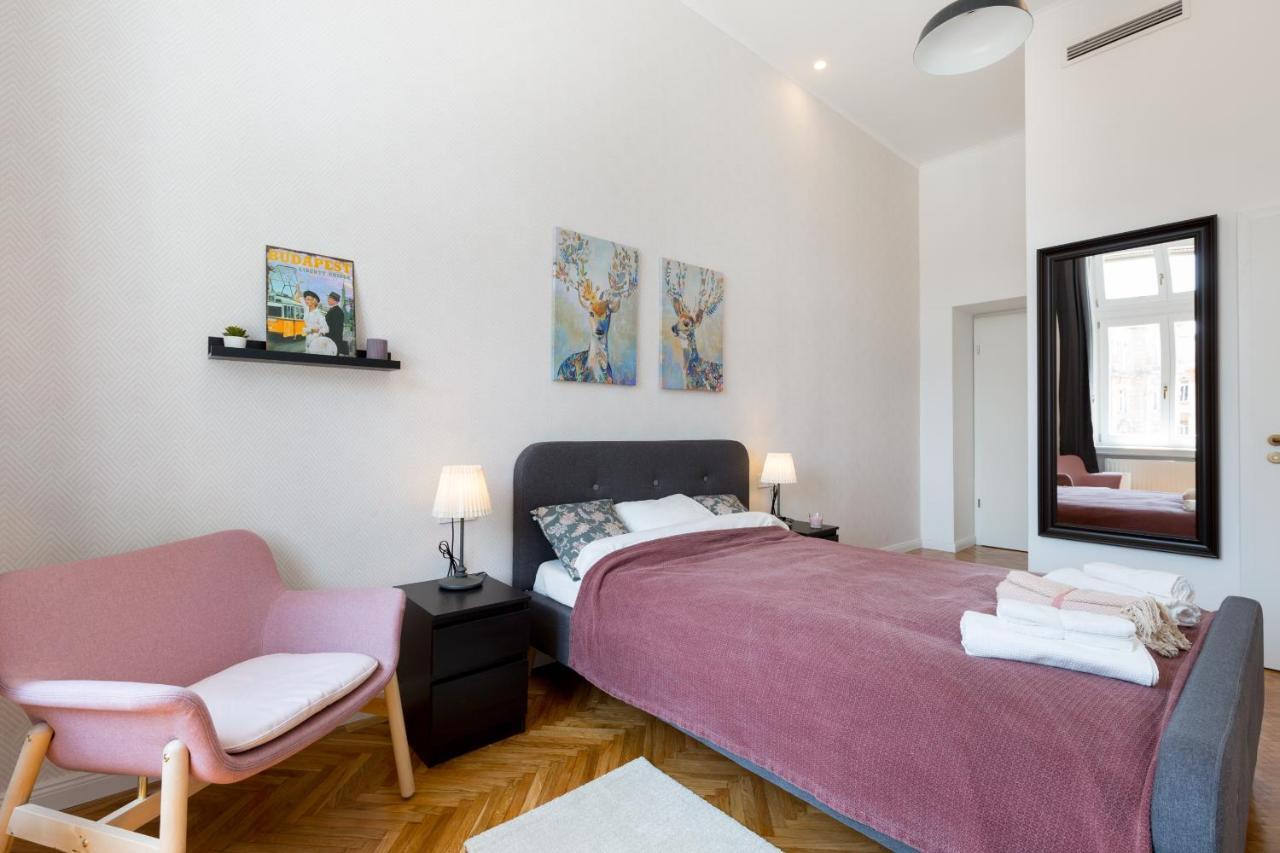 Royal Ferenciek Apartment بودابست المظهر الخارجي الصورة